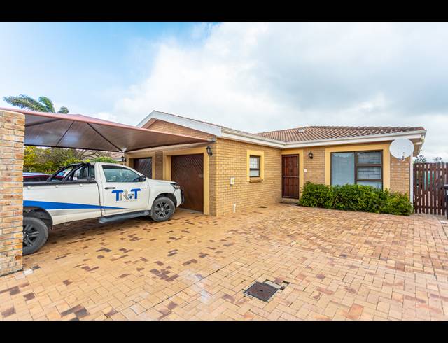 2 BEDROOM HOUSE SOLD IN SONSTRAAL HEIGHTS